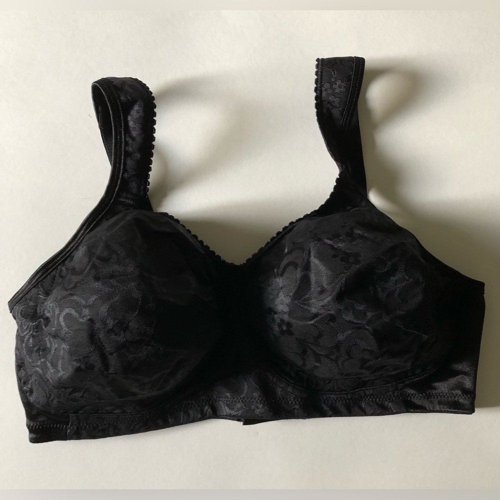 Playtex 18 Hour Bra, Black, Size 38DD New with Tags